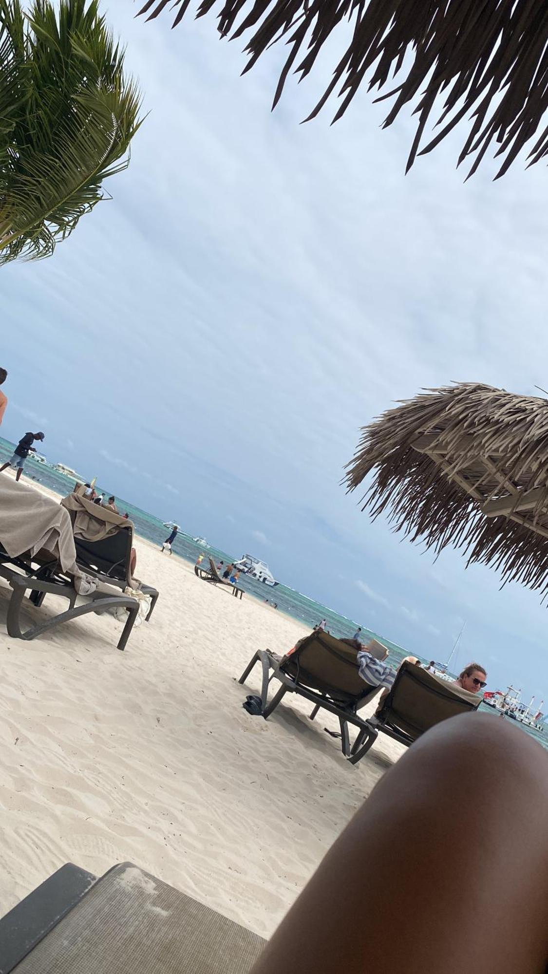 Madonna Pool Beach Los Corales Punta Cana Esterno foto