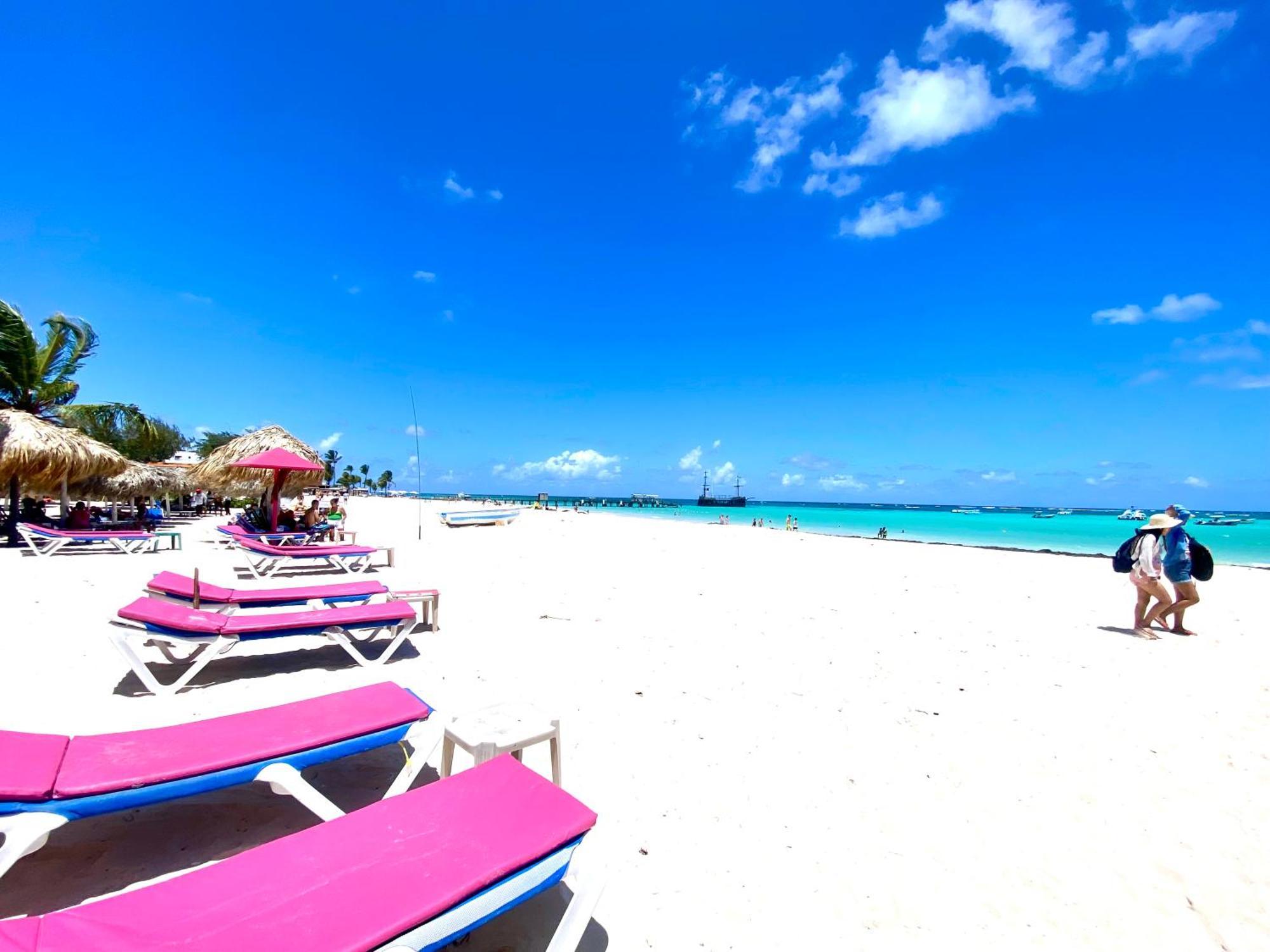 Madonna Pool Beach Los Corales Punta Cana Esterno foto