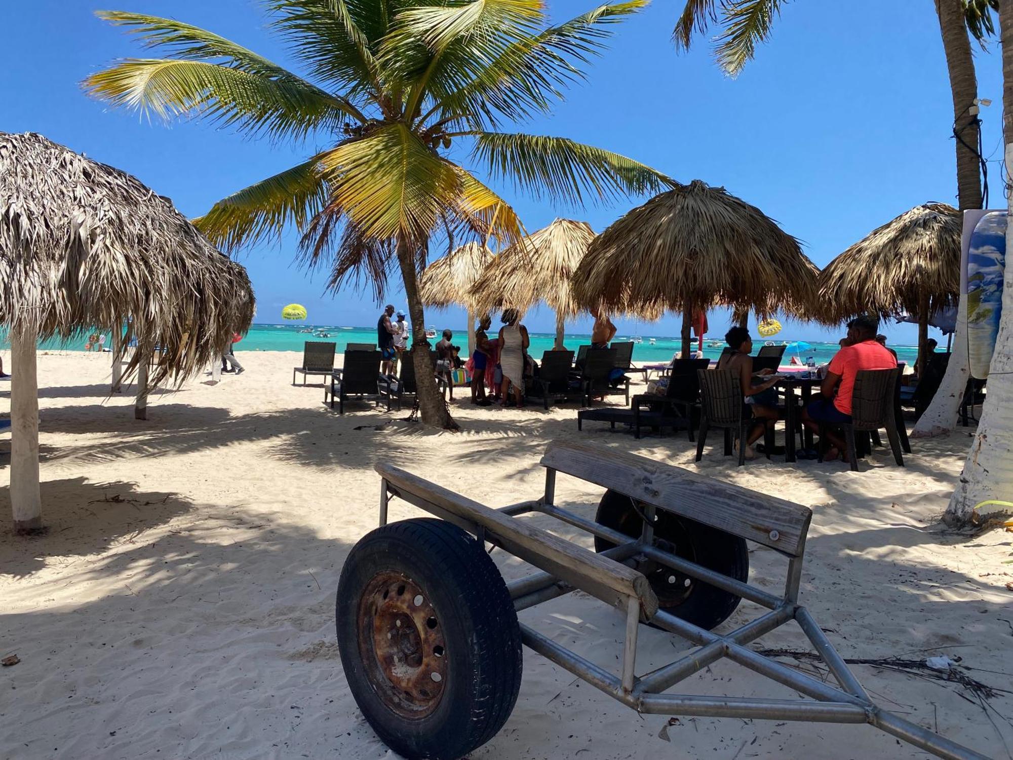 Madonna Pool Beach Los Corales Punta Cana Esterno foto